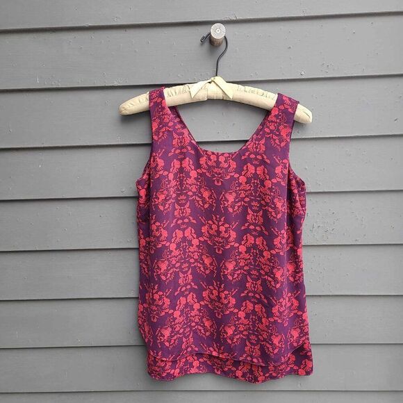 Cabi Cameo Maron Layer Split Back Top size Small - Picture 6 of 8